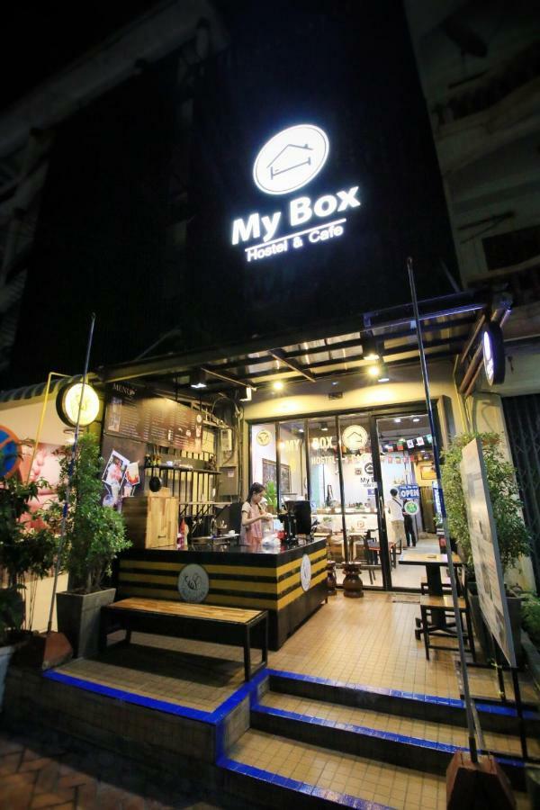 My Box Hostel & Cafe Vientiane Exterior foto